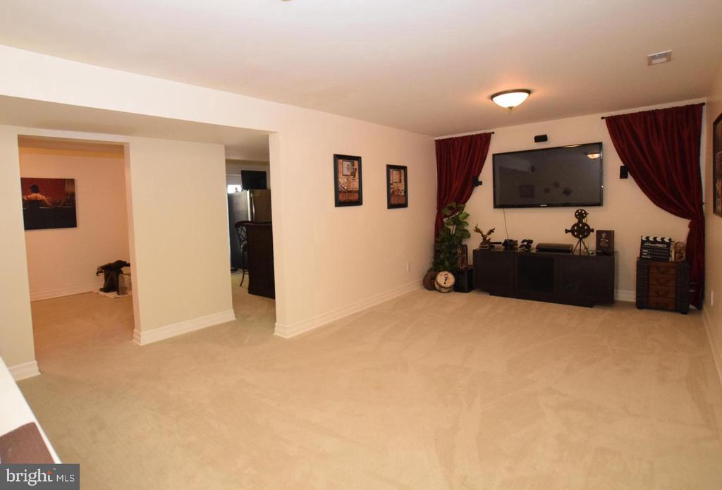 11912 TEESIDE DR, FREDERICKSBURG, Virginia 22407, 4 Bedrooms Bedrooms, ,3 BathroomsBathrooms,Residential,11912 TEESIDE DR,VASP2041474 MLS # VASP2041474 11912 TEESIDE DR, FREDERICKSBURG, Virginia 22407, 4 Bedrooms Bedrooms, ,3 BathroomsBathrooms,Residential,11912 TEESIDE DR,VASP2041474 MLS # VASP2041474