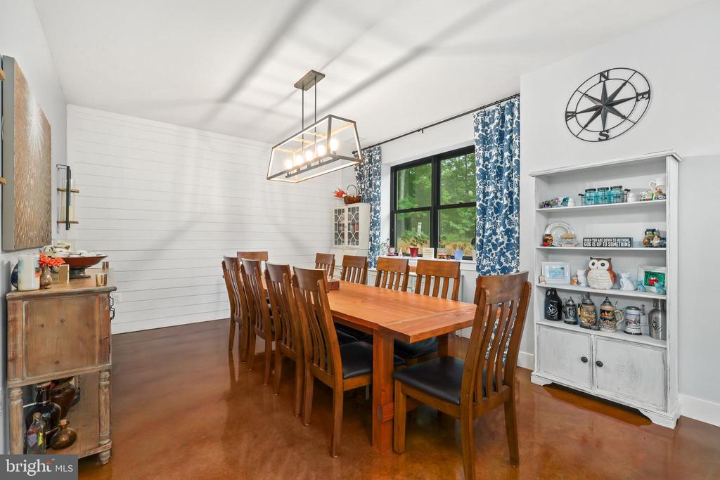 7706 ROGUES RD, WARRENTON, Virginia 20187, 4 Bedrooms Bedrooms, ,3 BathroomsBathrooms,Residential,7706 ROGUES RD,VAFQ2021832 MLS # VAFQ2021832 7706 ROGUES RD, WARRENTON, Virginia 20187, 4 Bedrooms Bedrooms, ,3 BathroomsBathrooms,Residential,7706 ROGUES RD,VAFQ2021832 MLS # VAFQ2021832