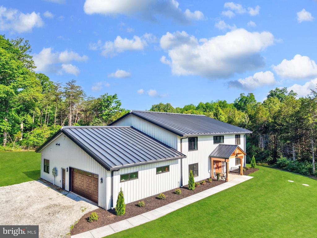 7706 ROGUES RD, WARRENTON, Virginia 20187, 4 Bedrooms Bedrooms, ,3 BathroomsBathrooms,Residential,7706 ROGUES RD,VAFQ2021832 MLS # VAFQ2021832 7706 ROGUES RD, WARRENTON, Virginia 20187, 4 Bedrooms Bedrooms, ,3 BathroomsBathrooms,Residential,7706 ROGUES RD,VAFQ2021832 MLS # VAFQ2021832
