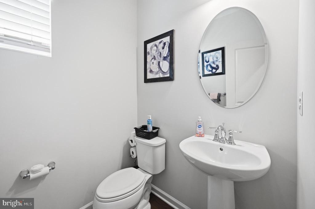 5316 HOLLEY OAK LN, FREDERICKSBURG, Virginia 22407, 4 Bedrooms Bedrooms, ,3 BathroomsBathrooms,Residential,5316 HOLLEY OAK LN,VASP2041610 MLS # VASP2041610
