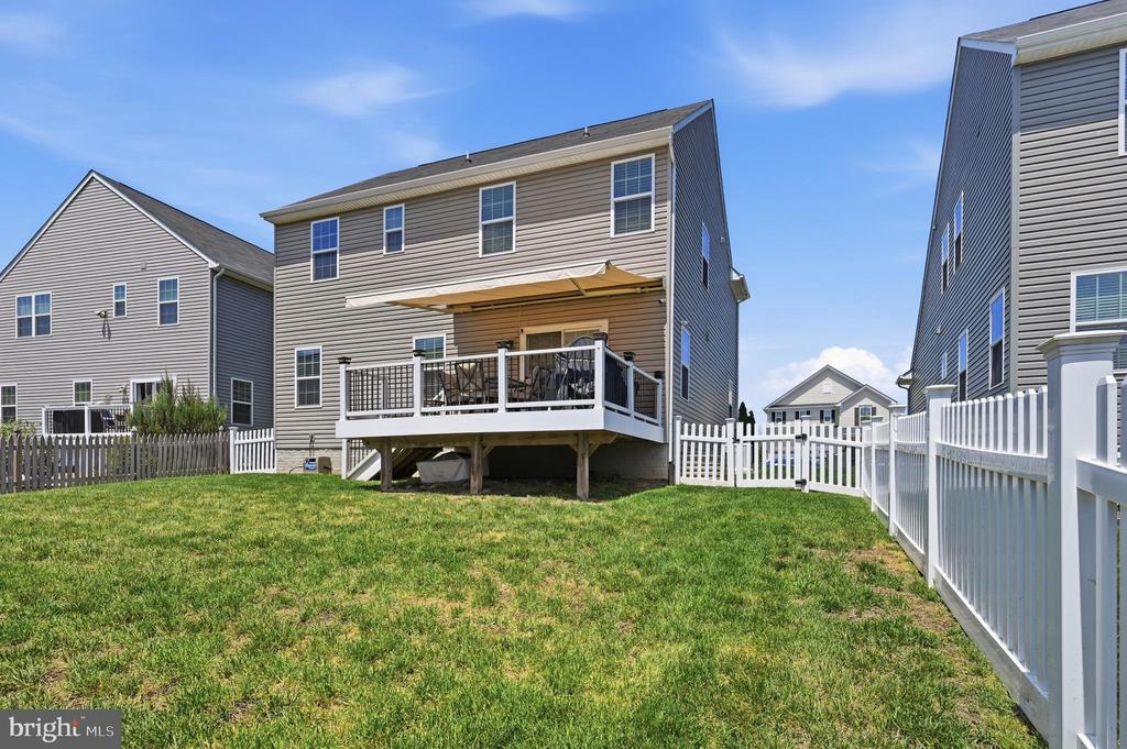 5316 HOLLEY OAK LN, FREDERICKSBURG, Virginia 22407, 4 Bedrooms Bedrooms, ,3 BathroomsBathrooms,Residential,5316 HOLLEY OAK LN,VASP2041610 MLS # VASP2041610