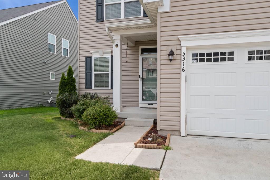 5316 HOLLEY OAK LN, FREDERICKSBURG, Virginia 22407, 4 Bedrooms Bedrooms, ,3 BathroomsBathrooms,Residential,5316 HOLLEY OAK LN,VASP2041610 MLS # VASP2041610