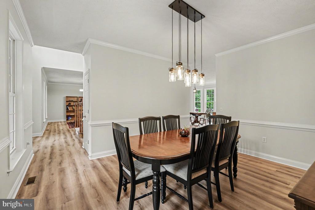 7200 TANGLEWOOD RD, SPOTSYLVANIA, Virginia 22551, 4 Bedrooms Bedrooms, ,2 BathroomsBathrooms,Residential,7200 TANGLEWOOD RD,VASP2041262 MLS # VASP2041262