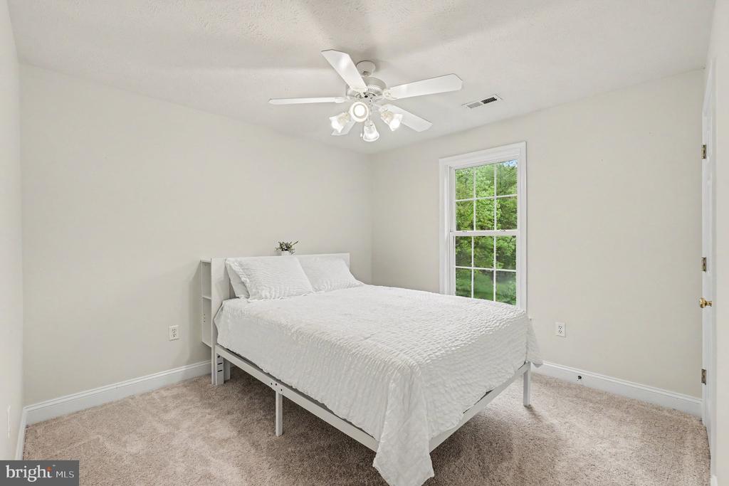 7200 TANGLEWOOD RD, SPOTSYLVANIA, Virginia 22551, 4 Bedrooms Bedrooms, ,2 BathroomsBathrooms,Residential,7200 TANGLEWOOD RD,VASP2041262 MLS # VASP2041262