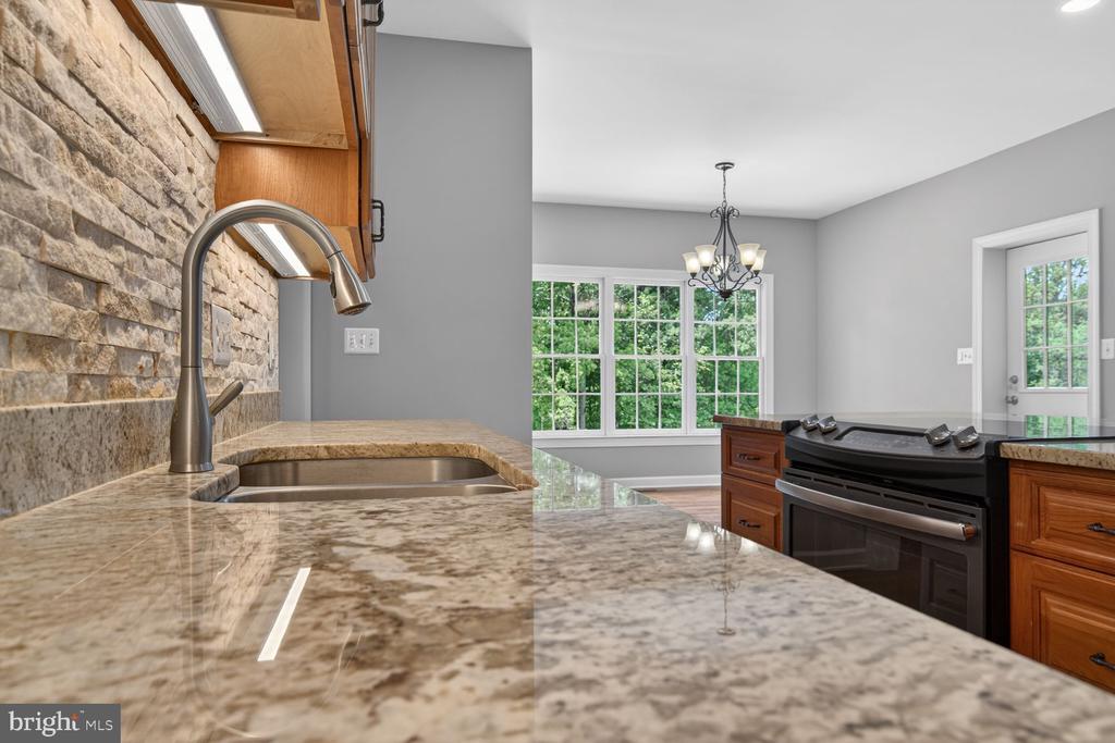 7001 WAYLAND DR, WARRENTON, Virginia 20187, 4 Bedrooms Bedrooms, ,2 BathroomsBathrooms,Residential,7001 WAYLAND DR,VAFQ2021842 MLS # VAFQ2021842