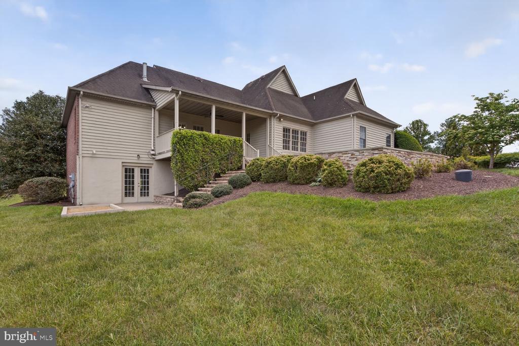 7001 WAYLAND DR, WARRENTON, Virginia 20187, 4 Bedrooms Bedrooms, ,2 BathroomsBathrooms,Residential,7001 WAYLAND DR,VAFQ2021842 MLS # VAFQ2021842
