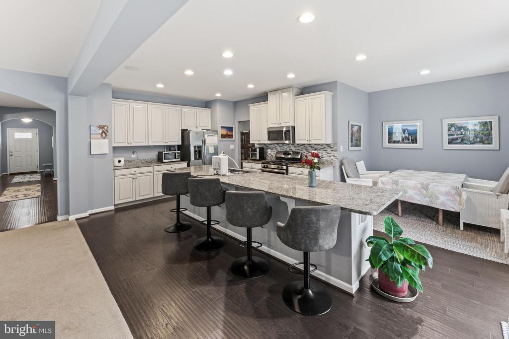 5818 PINEY GLADE RD, FREDERICKSBURG, Virginia 22407, 4 Bedrooms Bedrooms, ,4 BathroomsBathrooms,Residential,5818 PINEY GLADE RD,VASP2041790 MLS # VASP2041790