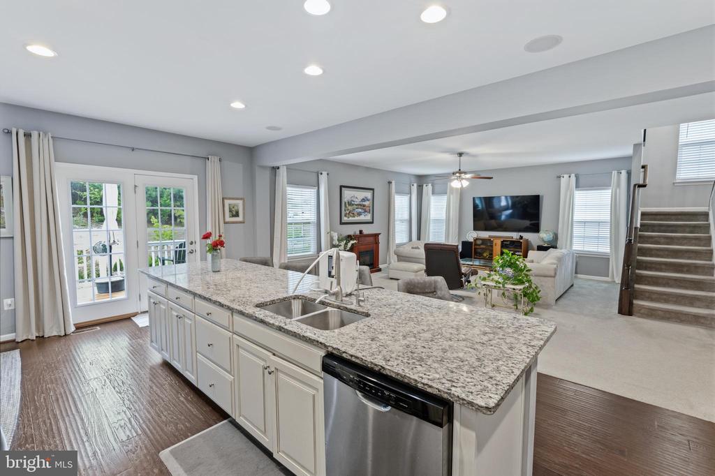 5818 PINEY GLADE RD, FREDERICKSBURG, Virginia 22407, 4 Bedrooms Bedrooms, ,4 BathroomsBathrooms,Residential,5818 PINEY GLADE RD,VASP2041790 MLS # VASP2041790