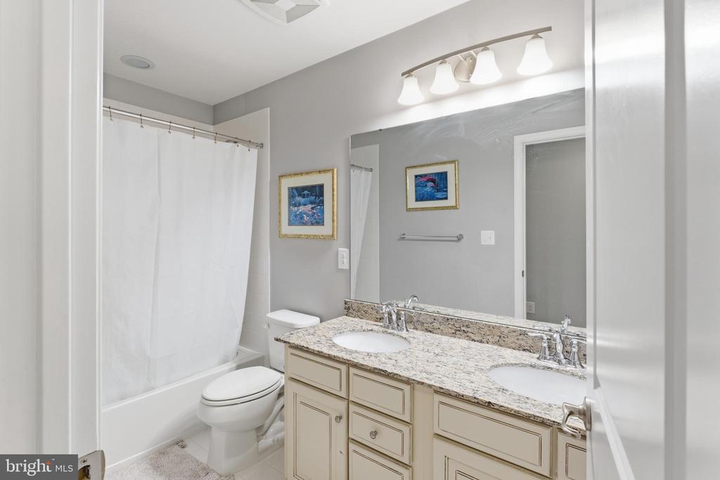 5818 PINEY GLADE RD, FREDERICKSBURG, Virginia 22407, 4 Bedrooms Bedrooms, ,4 BathroomsBathrooms,Residential,5818 PINEY GLADE RD,VASP2041790 MLS # VASP2041790