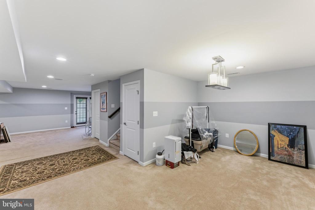 5818 PINEY GLADE RD, FREDERICKSBURG, Virginia 22407, 4 Bedrooms Bedrooms, ,4 BathroomsBathrooms,Residential,5818 PINEY GLADE RD,VASP2041790 MLS # VASP2041790