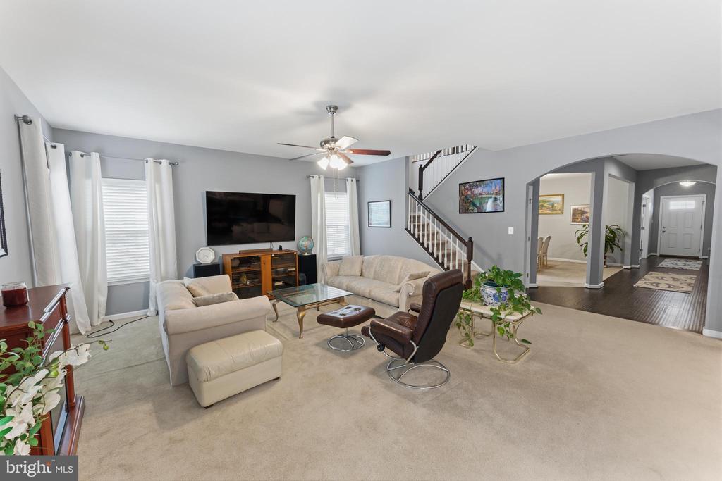 5818 PINEY GLADE RD, FREDERICKSBURG, Virginia 22407, 4 Bedrooms Bedrooms, ,4 BathroomsBathrooms,Residential,5818 PINEY GLADE RD,VASP2041790 MLS # VASP2041790