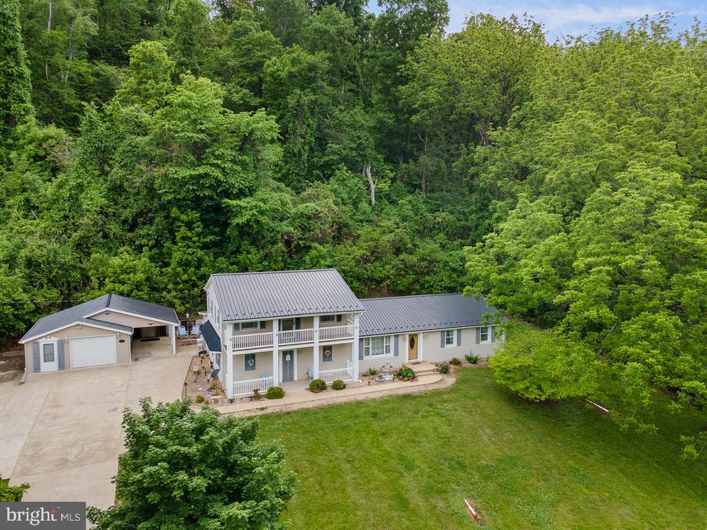 2586 PINE GROVE, STANLEY, Virginia 22851, 3 Bedrooms Bedrooms, ,2 BathroomsBathrooms,Residential,2586 PINE GROVE,VAPA2006360 MLS # VAPA2006360 2586 PINE GROVE, STANLEY, Virginia 22851, 3 Bedrooms Bedrooms, ,2 BathroomsBathrooms,Residential,2586 PINE GROVE,VAPA2006360 MLS # VAPA2006360