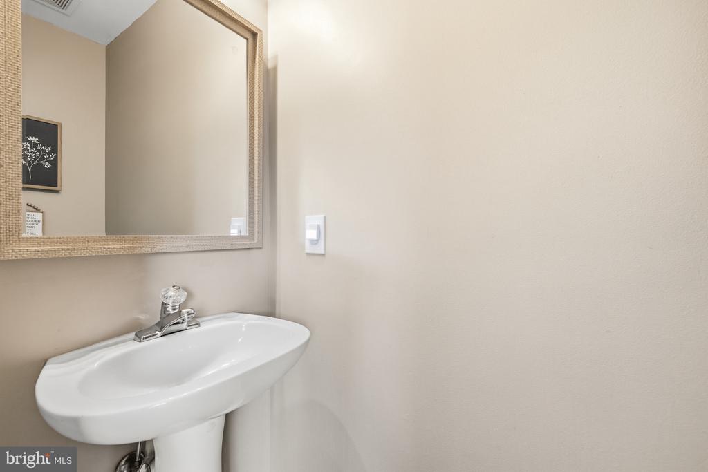 94 DORSET LN, WARRENTON, Virginia 20186, 2 Bedrooms Bedrooms, ,3 BathroomsBathrooms,Residential,HIGHLANDS OF WARRENTON,94 DORSET LN,VAFQ2022090 MLS # VAFQ2022090 94 DORSET LN, WARRENTON, Virginia 20186, 2 Bedrooms Bedrooms, ,3 BathroomsBathrooms,Residential,HIGHLANDS OF WARRENTON,94 DORSET LN,VAFQ2022090 MLS # VAFQ2022090