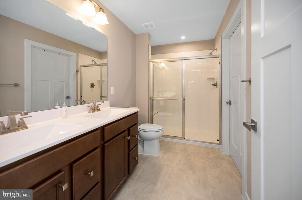 34889 MANSOURS DR, LOCUST GROVE, Virginia 22508, 3 Bedrooms Bedrooms, ,2 BathroomsBathrooms,Residential,34889 MANSOURS DR,VAOR2014196 MLS # VAOR2014196 34889 MANSOURS DR, LOCUST GROVE, Virginia 22508, 3 Bedrooms Bedrooms, ,2 BathroomsBathrooms,Residential,34889 MANSOURS DR,VAOR2014196 MLS # VAOR2014196
