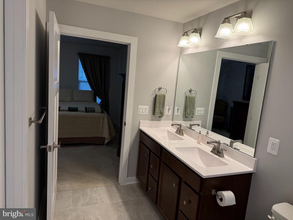 34889 MANSOURS DR, LOCUST GROVE, Virginia 22508, 3 Bedrooms Bedrooms, ,2 BathroomsBathrooms,Residential,34889 MANSOURS DR,VAOR2014196 MLS # VAOR2014196