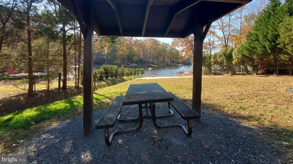 216 SPOTSWOOD RD, LOCUST GROVE, Virginia 22508, 3 Bedrooms Bedrooms, ,2 BathroomsBathrooms,Residential,216 SPOTSWOOD RD,VAOR2014146 MLS # VAOR2014146