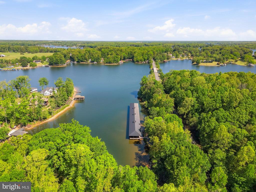 57 LIGHTHOUSE DR, BUMPASS, Virginia 23024, 5 Bedrooms Bedrooms, ,3 BathroomsBathrooms,Residential,57 LIGHTHOUSE DR,VALA2009888 MLS # VALA2009888