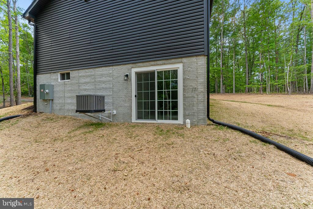 629 VAWTER CORNER RD, LOUISA, Virginia 23093, 5 Bedrooms Bedrooms, ,3 BathroomsBathrooms,Residential,629 VAWTER CORNER RD,VALA2009882 MLS # VALA2009882