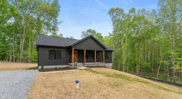 629 VAWTER CORNER RD, LOUISA, Virginia 23093, 5 Bedrooms Bedrooms, ,3 BathroomsBathrooms,Residential,629 VAWTER CORNER RD,VALA2009882 MLS # VALA2009882