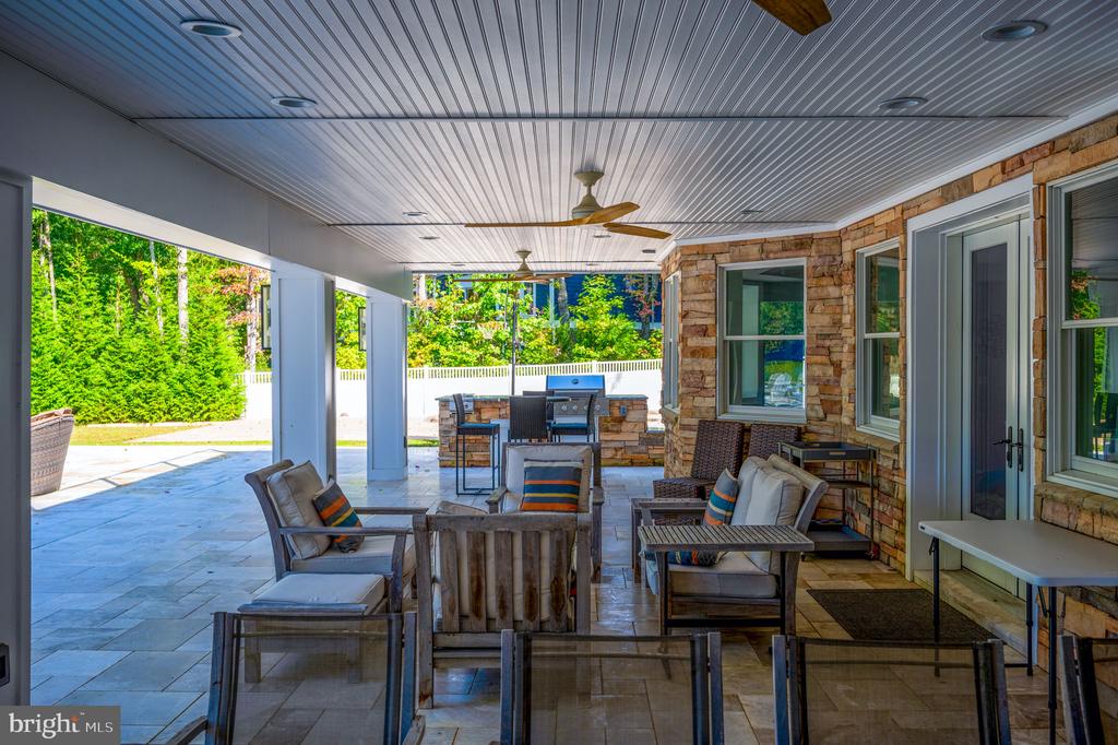 11204 FAWN LAKE PKWY, SPOTSYLVANIA, Virginia 22551, 5 Bedrooms Bedrooms, ,4 BathroomsBathrooms,Residential,11204 FAWN LAKE PKWY,VASP2041950 MLS # VASP2041950