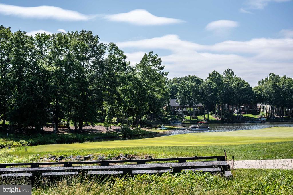 11204 FAWN LAKE PKWY, SPOTSYLVANIA, Virginia 22551, 5 Bedrooms Bedrooms, ,4 BathroomsBathrooms,Residential,11204 FAWN LAKE PKWY,VASP2041950 MLS # VASP2041950
