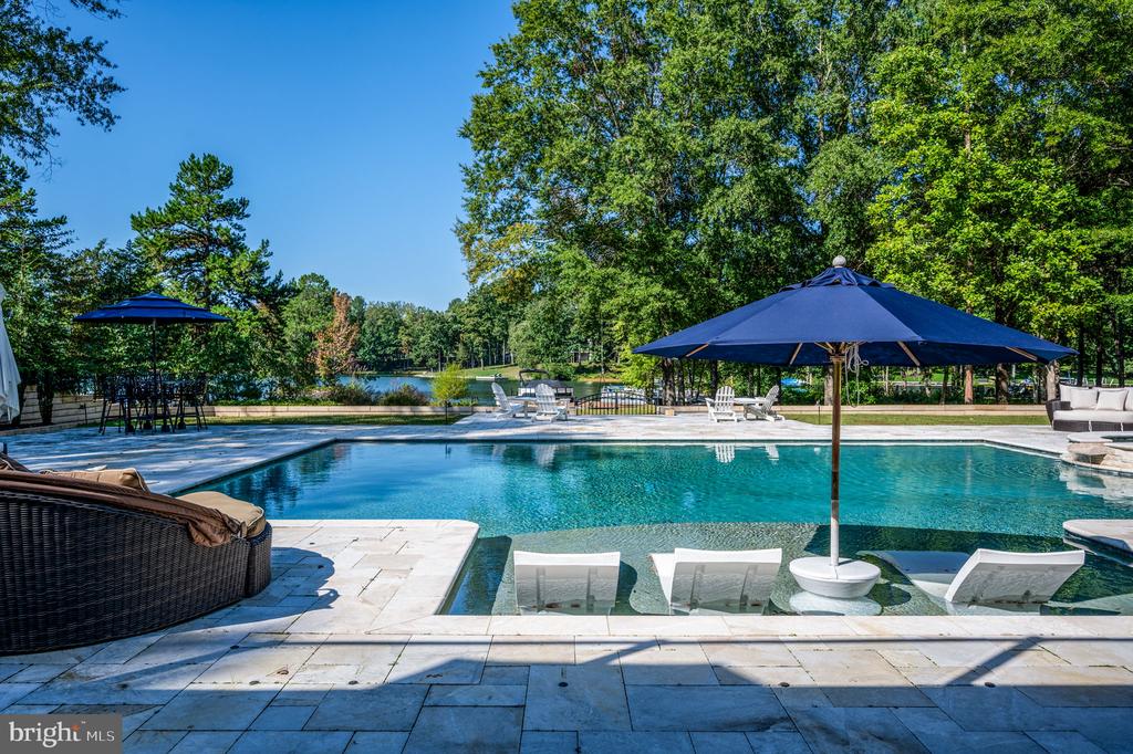 11204 FAWN LAKE PKWY, SPOTSYLVANIA, Virginia 22551, 5 Bedrooms Bedrooms, ,4 BathroomsBathrooms,Residential,11204 FAWN LAKE PKWY,VASP2041950 MLS # VASP2041950