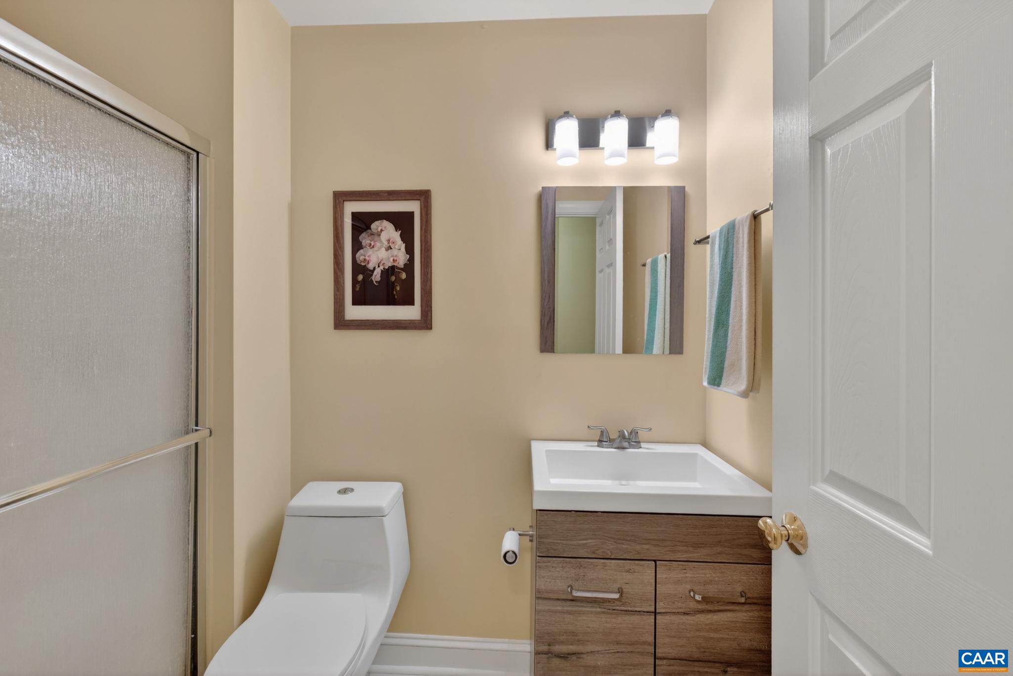 446 PEACOCK DR, CHARLOTTESVILLE, Virginia 22903, 5 Bedrooms Bedrooms, ,3 BathroomsBathrooms,Residential,446 PEACOCK DR,676304 MLS # 676304