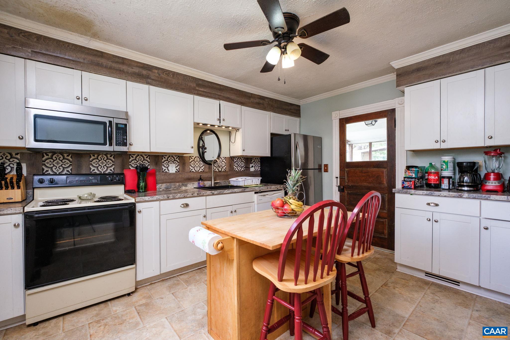 602 FIRST ST, SHENANDOAH, Virginia 22849, 4 Bedrooms Bedrooms, ,2 BathroomsBathrooms,Residential,602 FIRST ST,676925 MLS # 676925