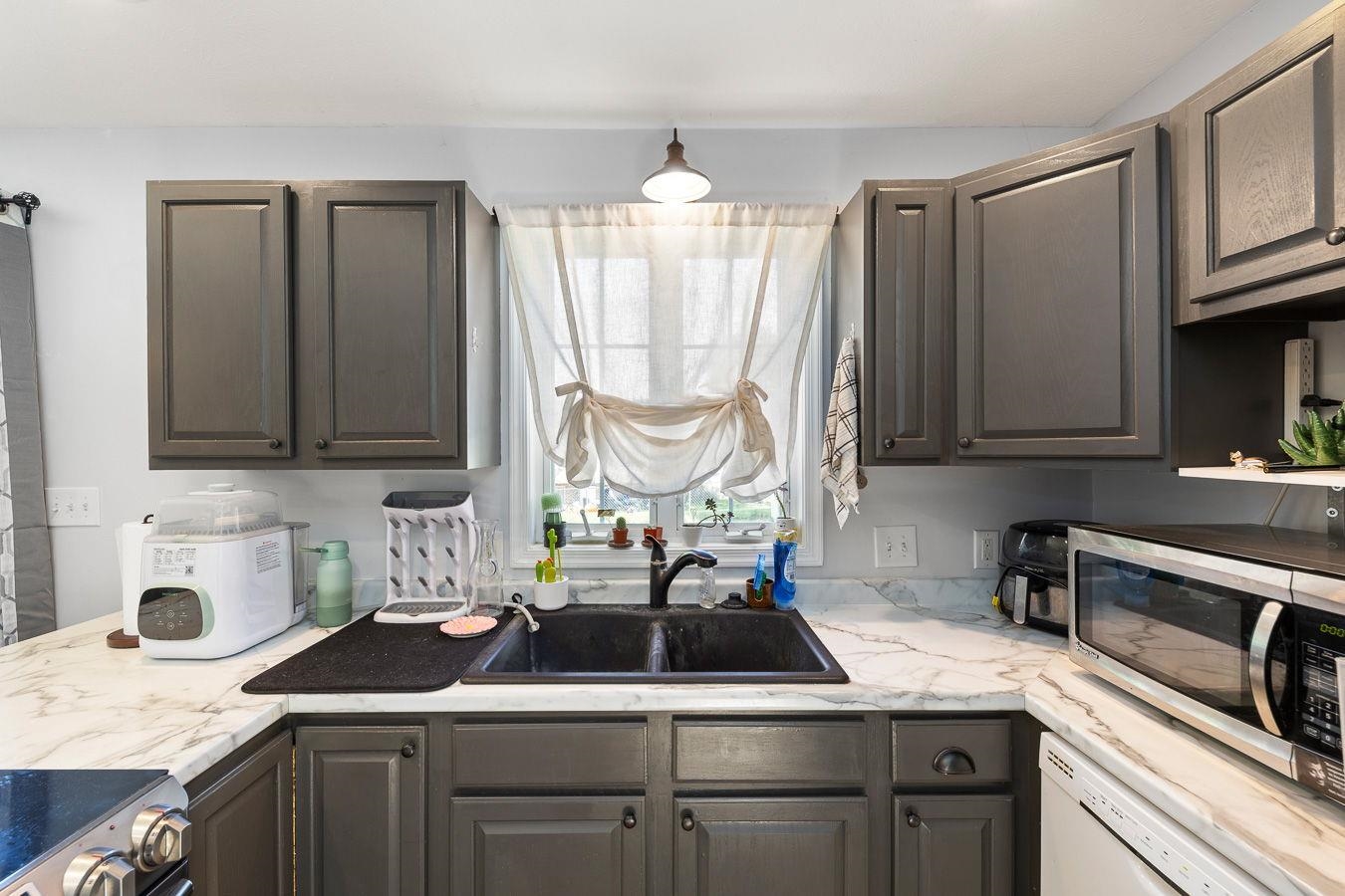 11 FOXHALL LN, WEYERS CAVE, Virginia 24486, 3 Bedrooms Bedrooms, ,2 BathroomsBathrooms,Residential,11 FOXHALL LN,676993 MLS # 676993
