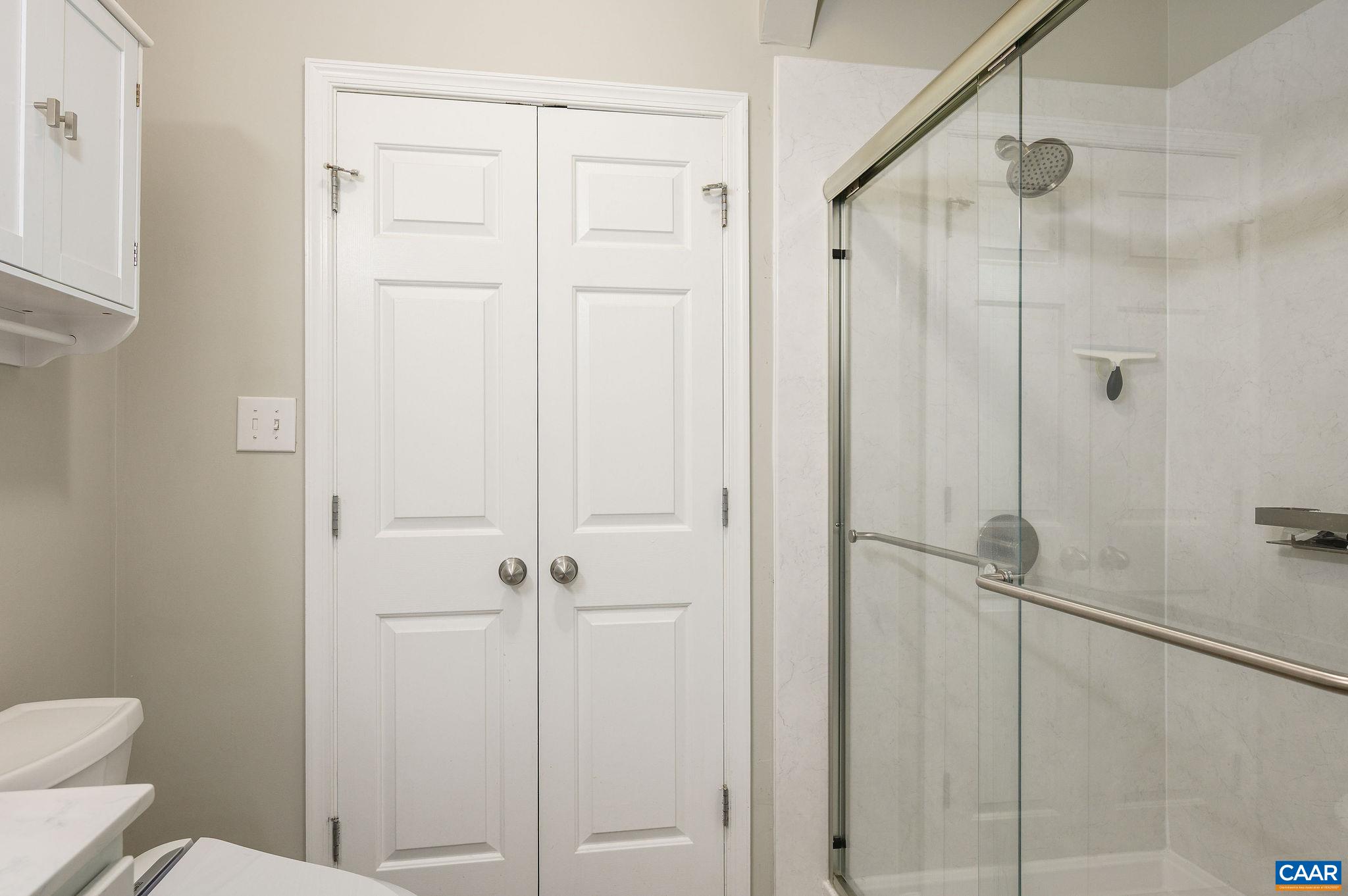 270 RIVERBEND DR, CHARLOTTESVILLE, Virginia 22911, 1 Bedroom Bedrooms, ,1 BathroomBathrooms,Residential,270 RIVERBEND DR,677181 MLS # 677181 270 RIVERBEND DR, CHARLOTTESVILLE, Virginia 22911, 1 Bedroom Bedrooms, ,1 BathroomBathrooms,Residential,270 RIVERBEND DR,677181 MLS # 677181
