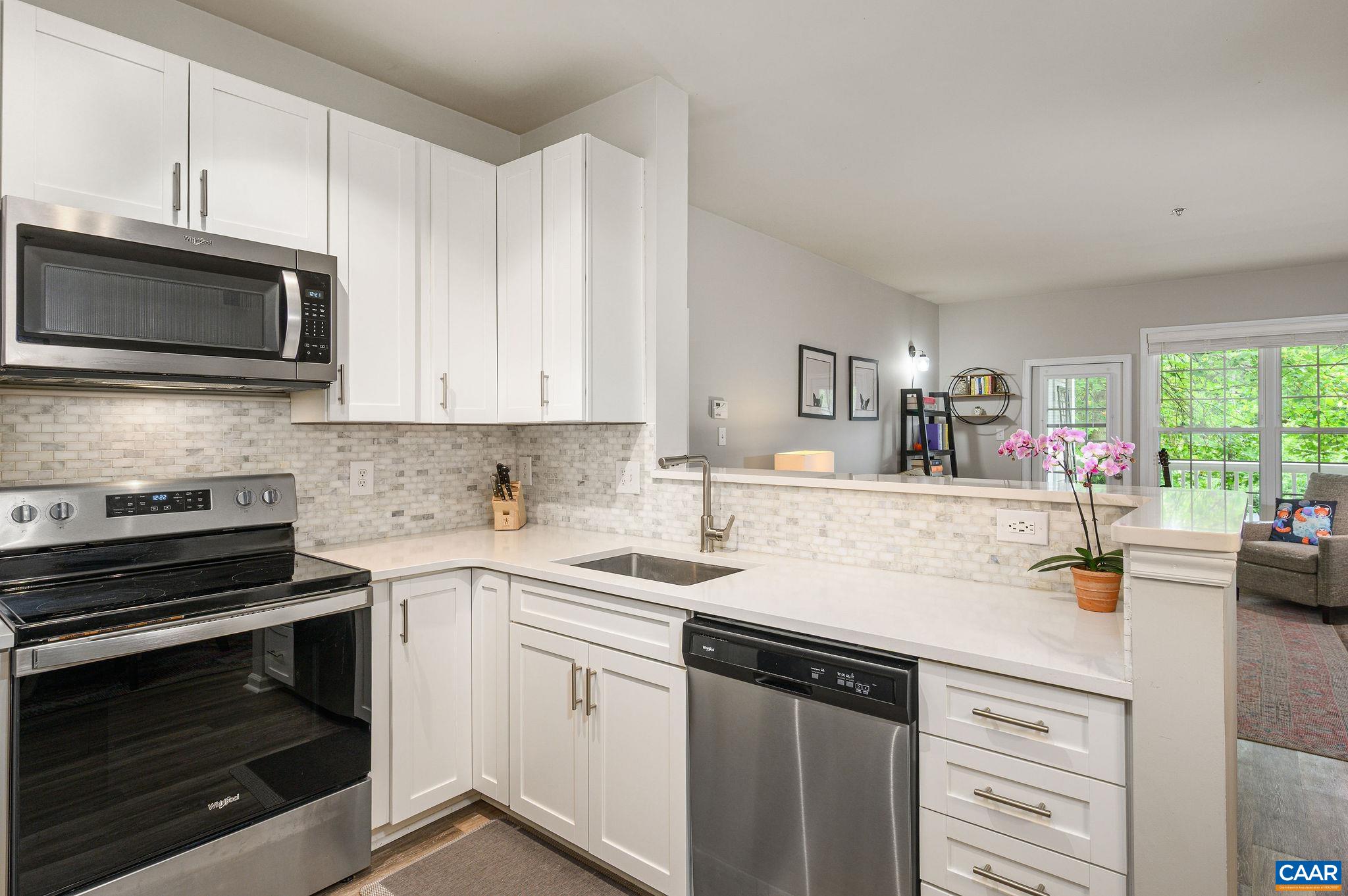 270 RIVERBEND DR, CHARLOTTESVILLE, Virginia 22911, 1 Bedroom Bedrooms, ,1 BathroomBathrooms,Residential,270 RIVERBEND DR,677181 MLS # 677181 270 RIVERBEND DR, CHARLOTTESVILLE, Virginia 22911, 1 Bedroom Bedrooms, ,1 BathroomBathrooms,Residential,270 RIVERBEND DR,677181 MLS # 677181