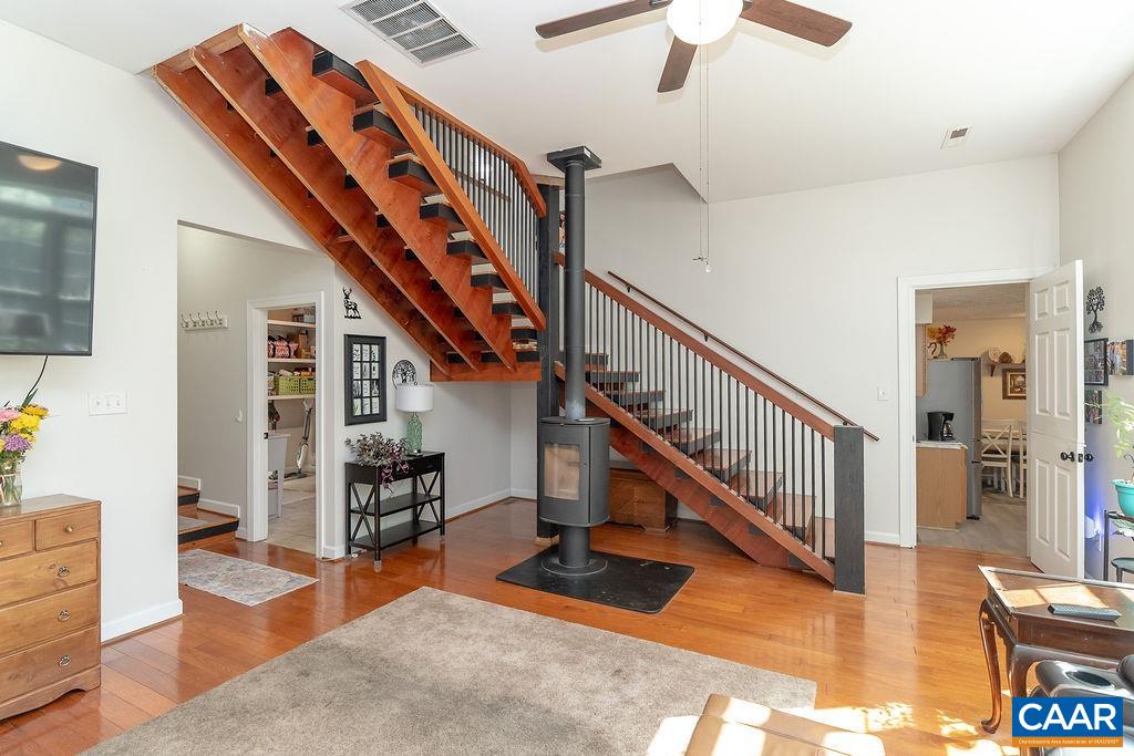 2851 MARTIN KINGS RD, SCOTTSVILLE, Virginia 24590, 5 Bedrooms Bedrooms, ,3 BathroomsBathrooms,Residential,2851 MARTIN KINGS RD,677240 MLS # 677240