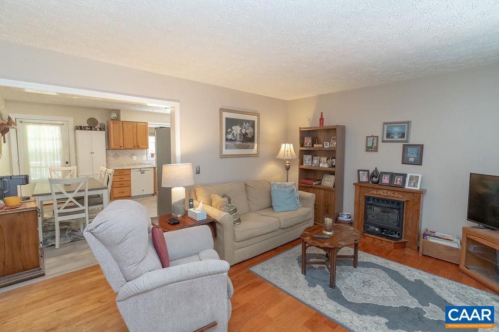 2851 MARTIN KINGS RD, SCOTTSVILLE, Virginia 24590, 5 Bedrooms Bedrooms, ,3 BathroomsBathrooms,Residential,2851 MARTIN KINGS RD,677240 MLS # 677240