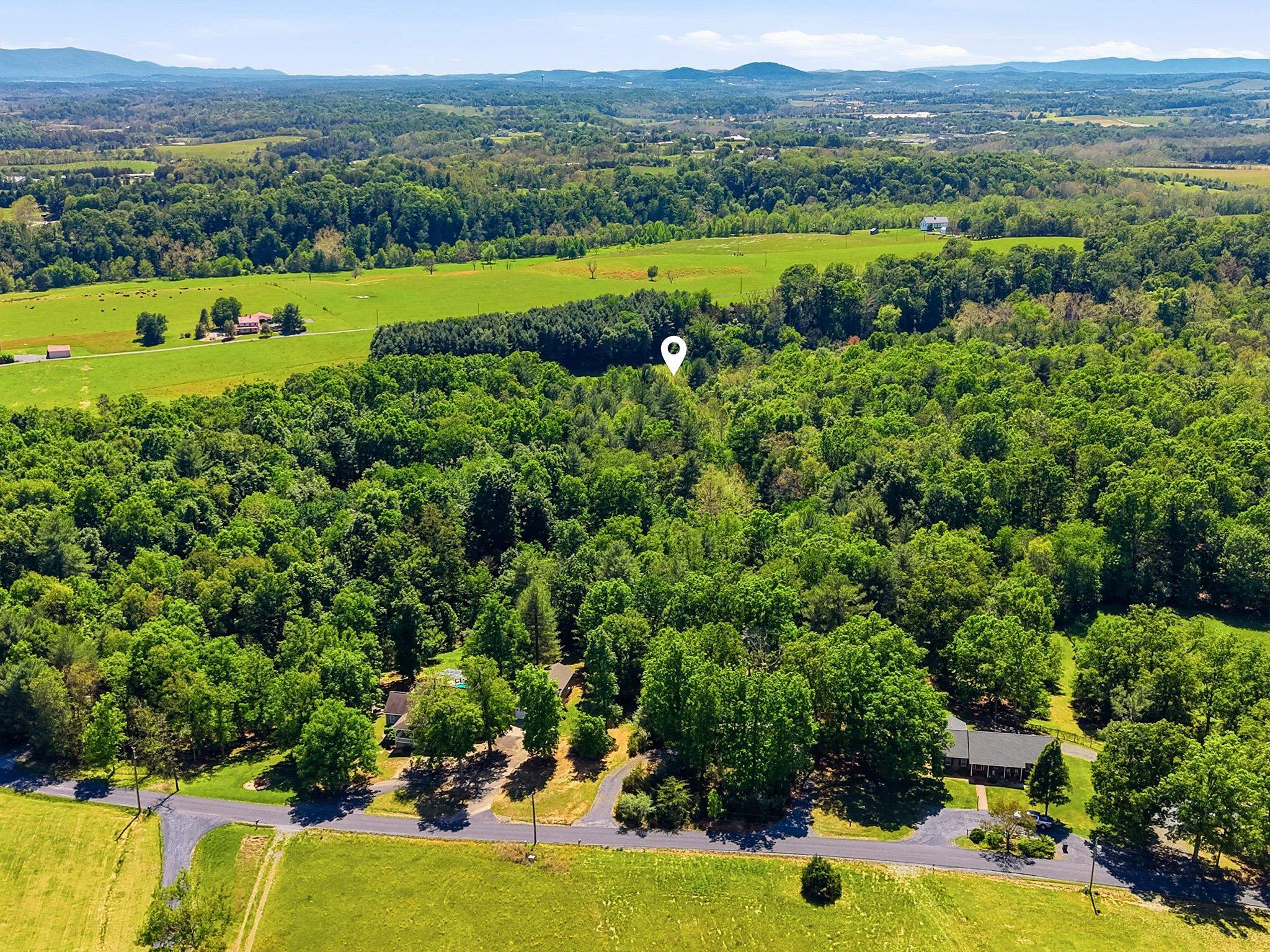759 RIFES FORD RD, VERONA, Virginia 24482, 3 Bedrooms Bedrooms, ,2 BathroomsBathrooms,Residential,Riverside,759 RIFES FORD RD,677241 MLS # 677241 759 RIFES FORD RD, VERONA, Virginia 24482, 3 Bedrooms Bedrooms, ,2 BathroomsBathrooms,Residential,Riverside,759 RIFES FORD RD,677241 MLS # 677241