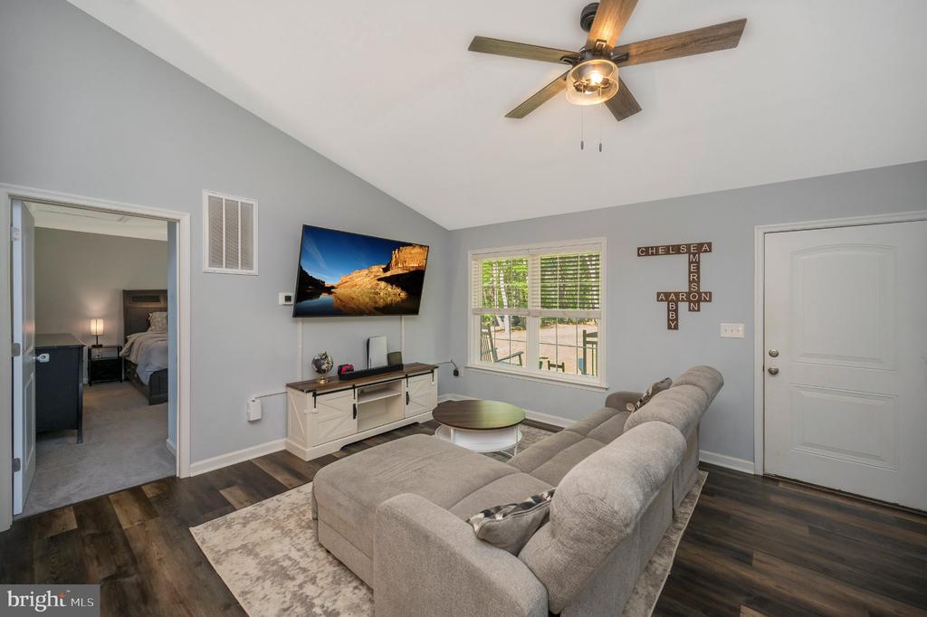 28282 TATUM RD, UNIONVILLE, Virginia 22567, 3 Bedrooms Bedrooms, ,2 BathroomsBathrooms,Residential,28282 TATUM RD,VAOR2014208 MLS # VAOR2014208