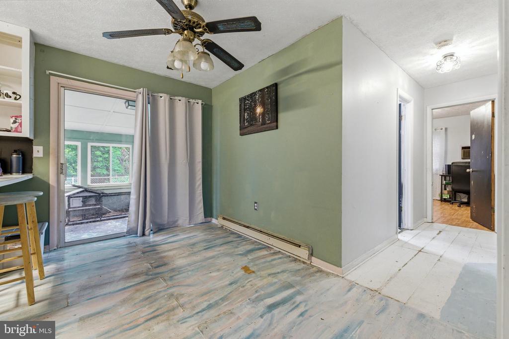 320 WILLOW ST, LURAY, Virginia 22835, 3 Bedrooms Bedrooms, ,1 BathroomBathrooms,Residential,320 WILLOW ST,VAPA2006456 MLS # VAPA2006456