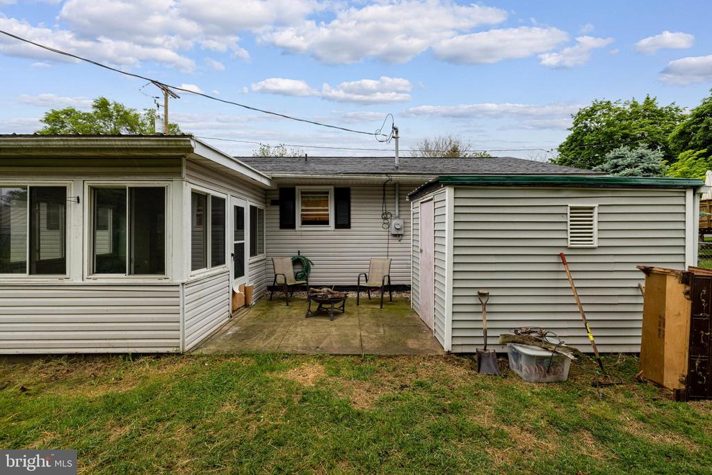 320 WILLOW ST, LURAY, Virginia 22835, 3 Bedrooms Bedrooms, ,1 BathroomBathrooms,Residential,320 WILLOW ST,VAPA2006456 MLS # VAPA2006456