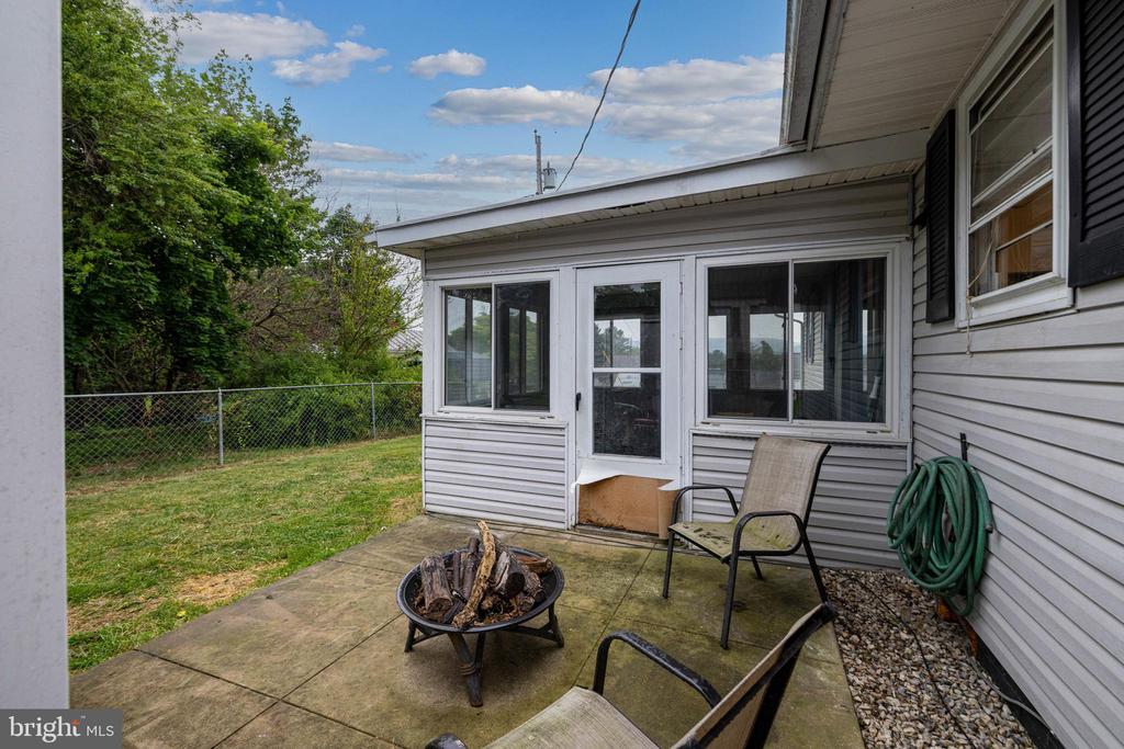 320 WILLOW ST, LURAY, Virginia 22835, 3 Bedrooms Bedrooms, ,1 BathroomBathrooms,Residential,320 WILLOW ST,VAPA2006456 MLS # VAPA2006456