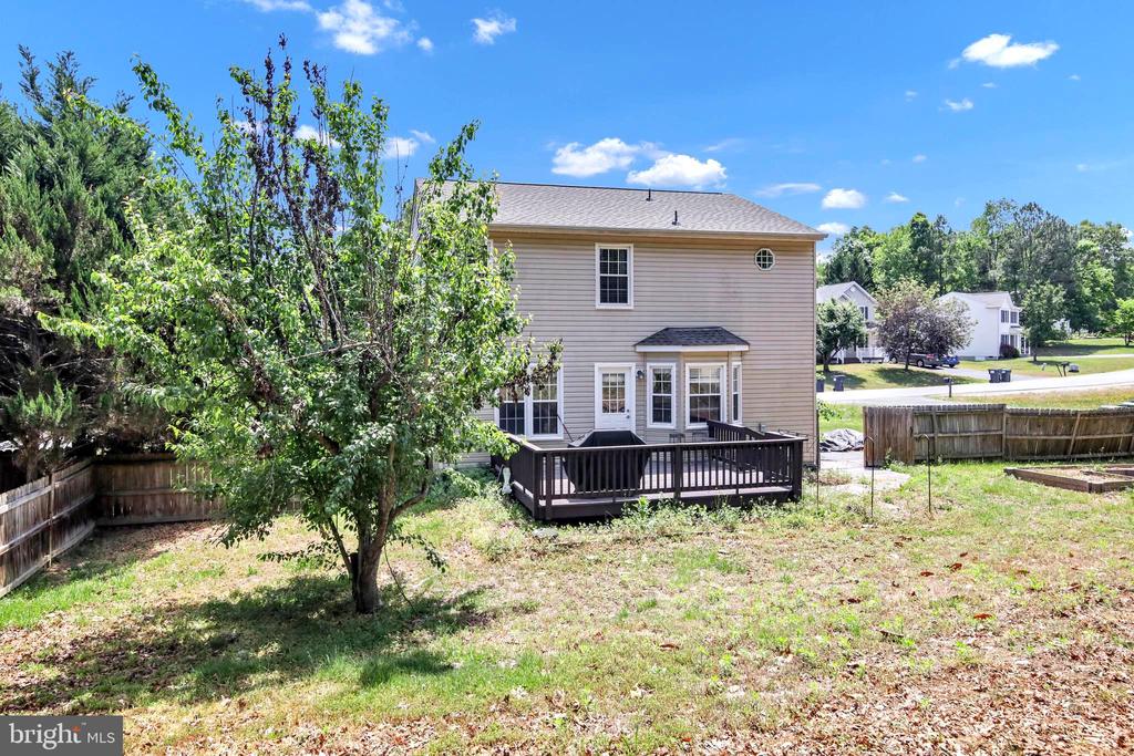 4405 CAVEN CT N, FREDERICKSBURG, Virginia 22408, 3 Bedrooms Bedrooms, ,2 BathroomsBathrooms,Residential,4405 CAVEN CT N,VASP2041416 MLS # VASP2041416