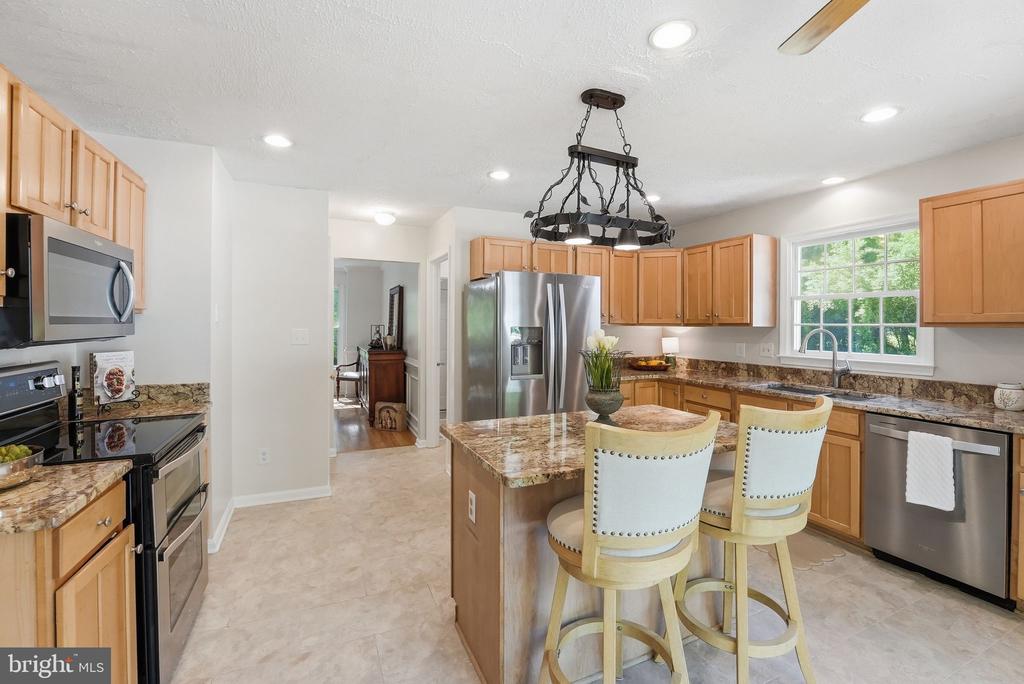 4145 RUNNING QUAIL TRL, AMISSVILLE, Virginia 20106, 3 Bedrooms Bedrooms, ,3 BathroomsBathrooms,Residential,4145 RUNNING QUAIL TRL,VACU2013650 MLS # VACU2013650