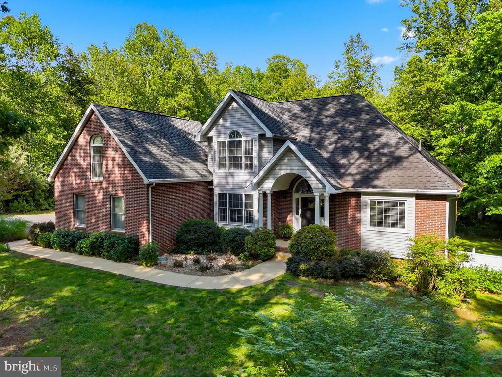 4145 RUNNING QUAIL TRL, AMISSVILLE, Virginia 20106, 3 Bedrooms Bedrooms, ,3 BathroomsBathrooms,Residential,4145 RUNNING QUAIL TRL,VACU2013650 MLS # VACU2013650