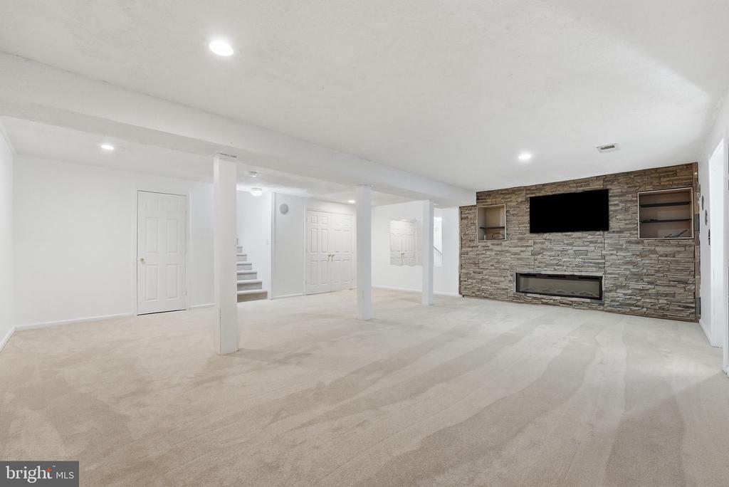 4145 RUNNING QUAIL TRL, AMISSVILLE, Virginia 20106, 3 Bedrooms Bedrooms, ,3 BathroomsBathrooms,Residential,4145 RUNNING QUAIL TRL,VACU2013650 MLS # VACU2013650