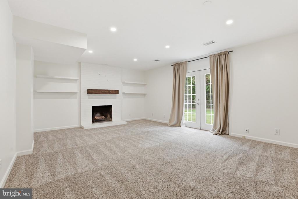 845 CHURCHILL DR, FREDERICKSBURG, Virginia 22407, 4 Bedrooms Bedrooms, ,2 BathroomsBathrooms,Residential,845 CHURCHILL DR,VASP2042046 MLS # VASP2042046