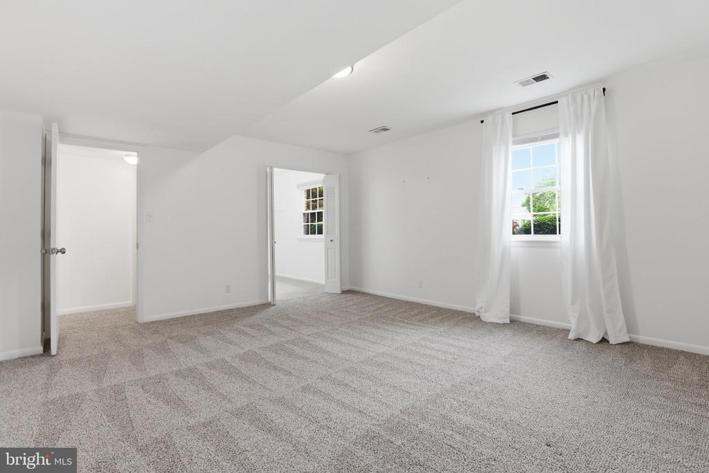 845 CHURCHILL DR, FREDERICKSBURG, Virginia 22407, 4 Bedrooms Bedrooms, ,2 BathroomsBathrooms,Residential,845 CHURCHILL DR,VASP2042046 MLS # VASP2042046