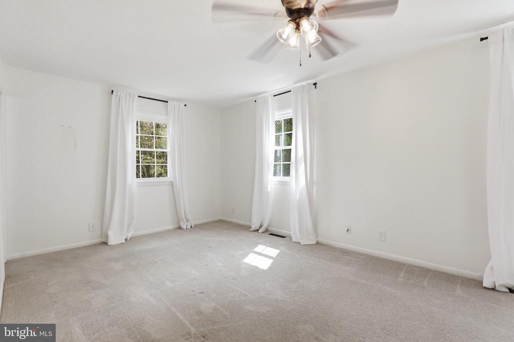 845 CHURCHILL DR, FREDERICKSBURG, Virginia 22407, 4 Bedrooms Bedrooms, ,2 BathroomsBathrooms,Residential,845 CHURCHILL DR,VASP2042046 MLS # VASP2042046