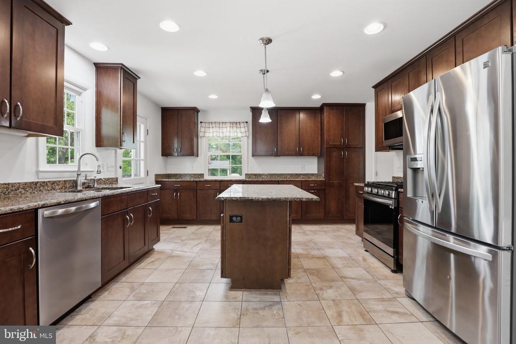 845 CHURCHILL DR, FREDERICKSBURG, Virginia 22407, 4 Bedrooms Bedrooms, ,2 BathroomsBathrooms,Residential,845 CHURCHILL DR,VASP2042046 MLS # VASP2042046