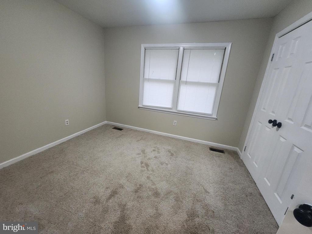 105 BEACHSIDE CV, LOCUST GROVE, Virginia 22508, 3 Bedrooms Bedrooms, ,2 BathroomsBathrooms,Residential,105 BEACHSIDE CV,VAOR2014218 MLS # VAOR2014218