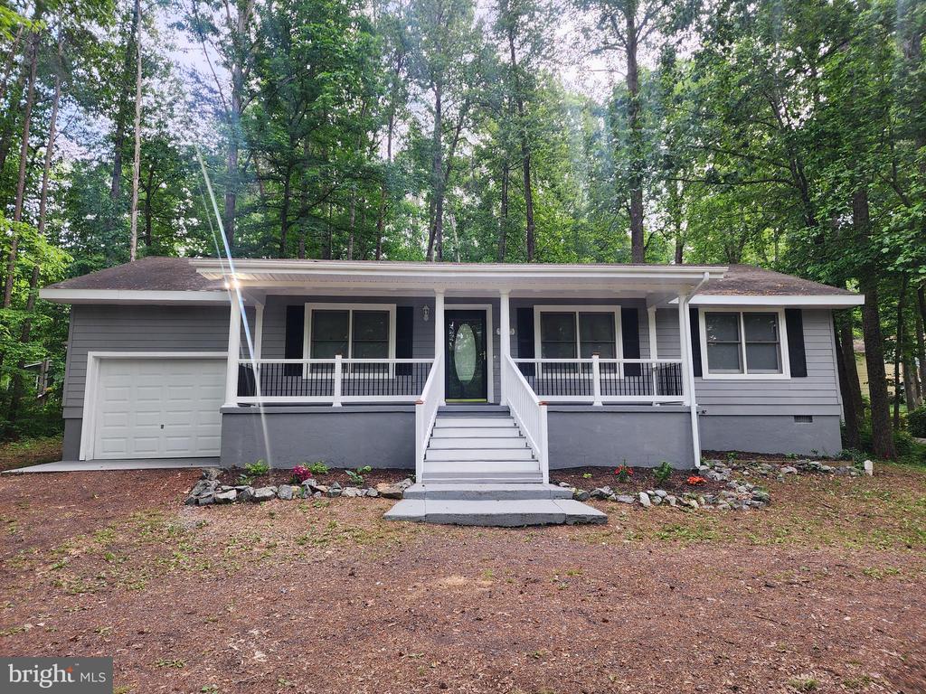 105 BEACHSIDE CV, LOCUST GROVE, Virginia 22508, 3 Bedrooms Bedrooms, ,2 BathroomsBathrooms,Residential,105 BEACHSIDE CV,VAOR2014218 MLS # VAOR2014218