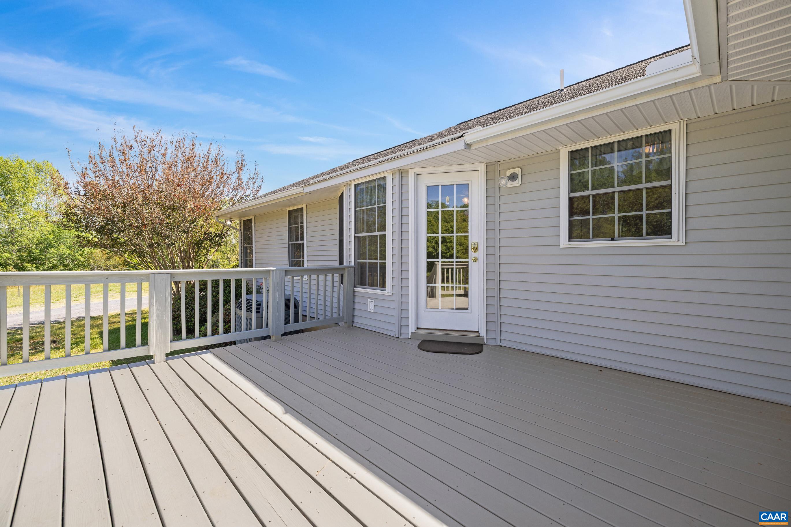 1075 SOCIAL HALL RD, NEW CANTON, Virginia 23123, 3 Bedrooms Bedrooms, ,3 BathroomsBathrooms,Residential,1075 SOCIAL HALL RD,677175 MLS # 677175