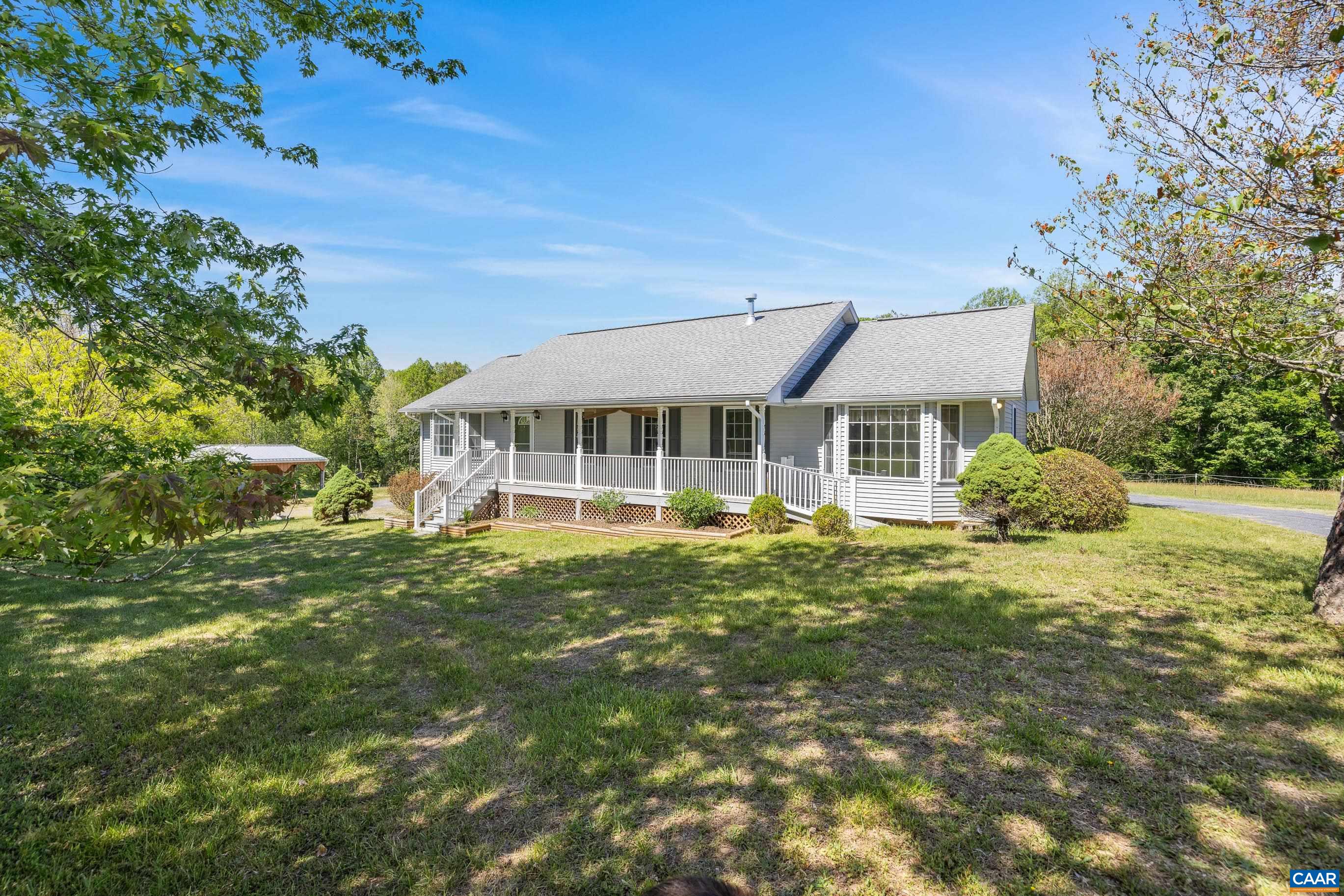 1075 SOCIAL HALL RD, NEW CANTON, Virginia 23123, 3 Bedrooms Bedrooms, ,3 BathroomsBathrooms,Residential,1075 SOCIAL HALL RD,677175 MLS # 677175